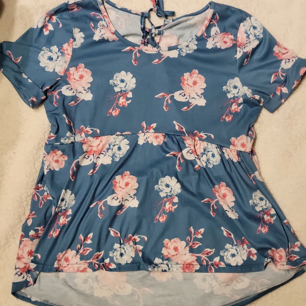 Blue floral tie-back top size medium